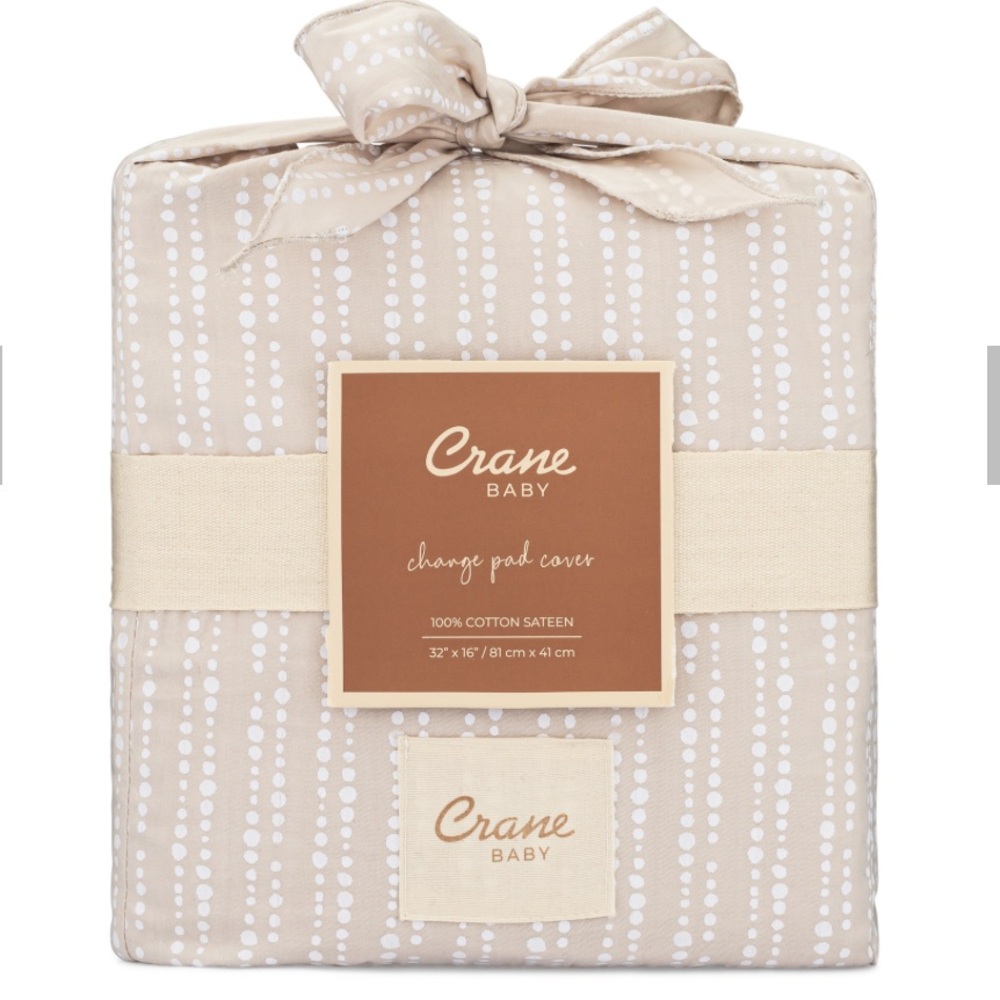 Cove Neutral Dot Cotton Change Pad Cover